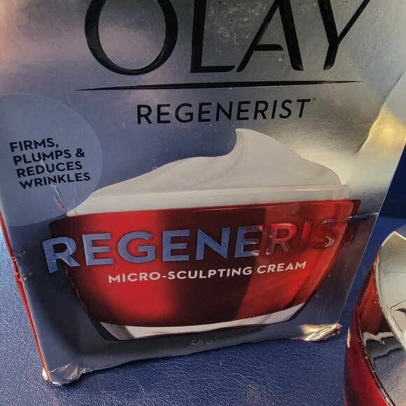 Olay Regenerist Micro-Sculpting Cream Moisturizer 48g(1.7OZ) NIB - Picture 4 of 10